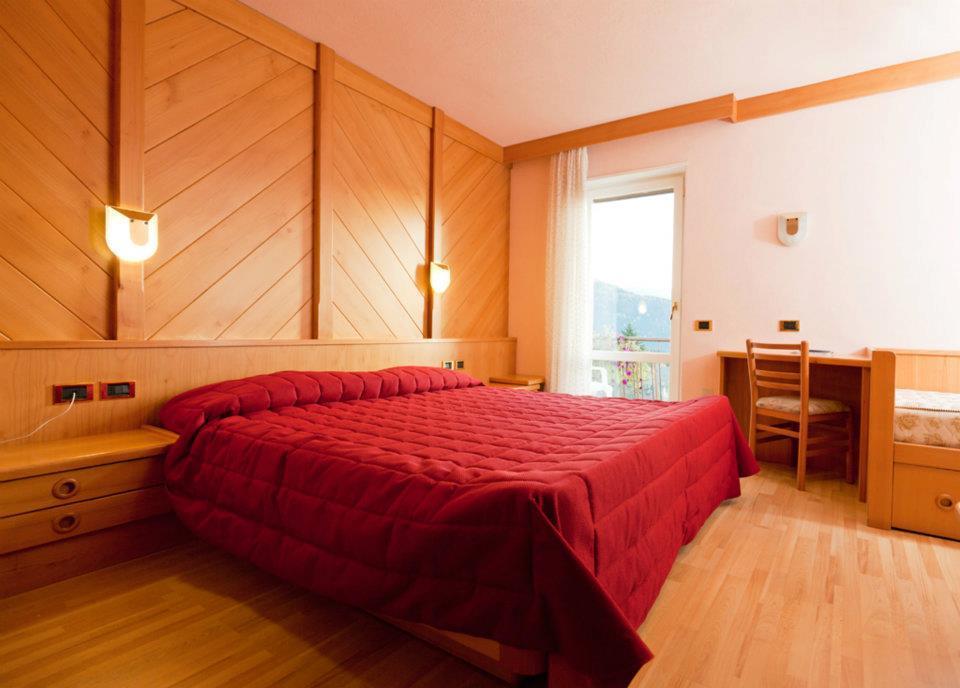 Triple Room,394296840:JPEG